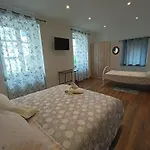 فندق مبيت وإفطار Bifora Múggia